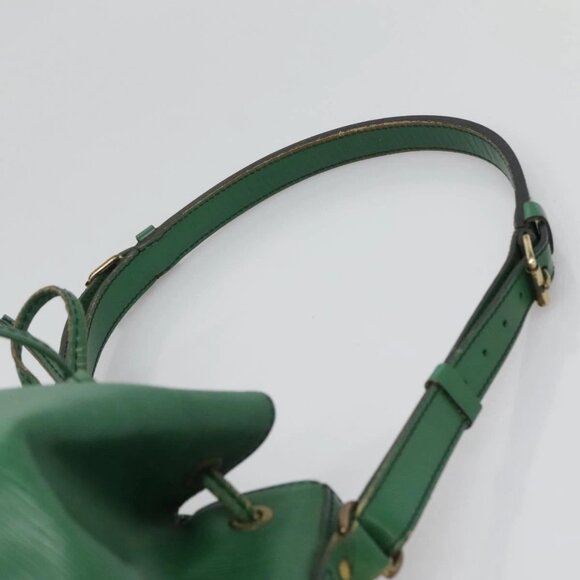 LOUIS VUITTON Epi Noe Shoulder Bag Green M44004 LV Auth 139880 - Picture 9 of 16